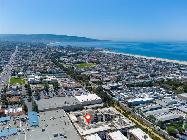 $619,000 | 1600 Ardmore Avenue, Unit 320, Hermosa Beach, CA 90254