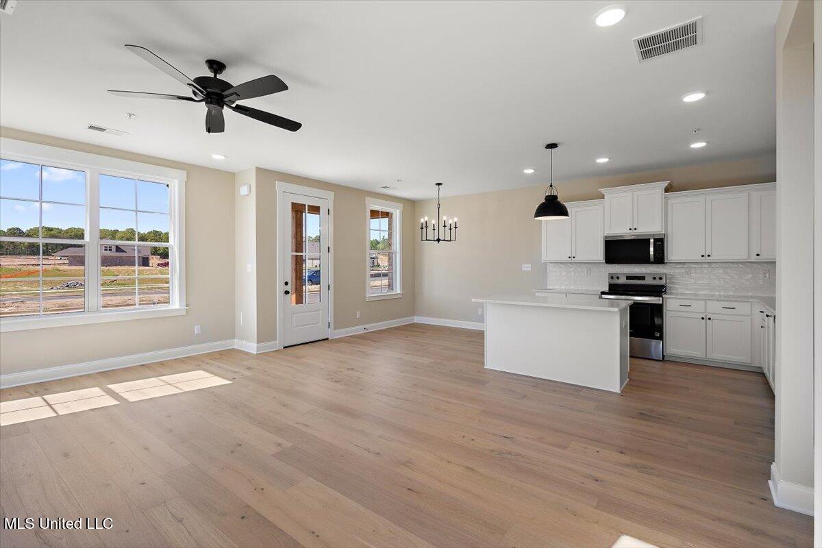 717 Bolivar Drive Nesbit, MS 38651 - Photo 9 of 30 Townhome