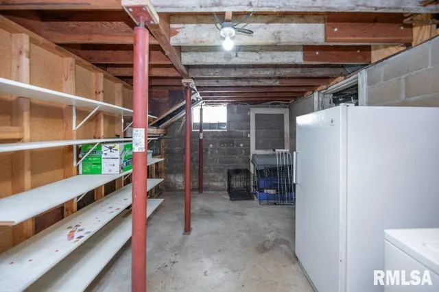 $169,900 | 4316 West Prairie Lane, Peoria, IL 61604