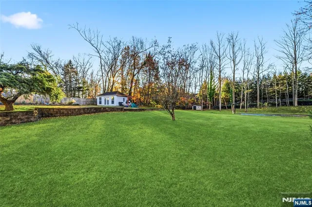a view of a basketball court