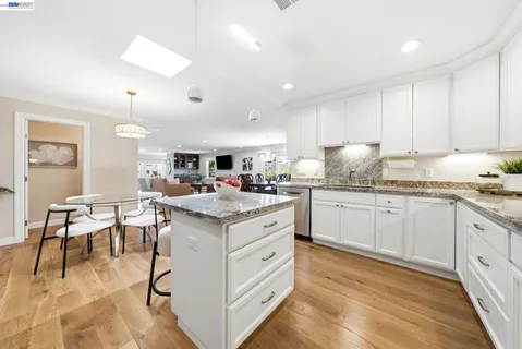 $1,368,000 | 2122 Wilmington Drive, Walnut Creek, CA 94596