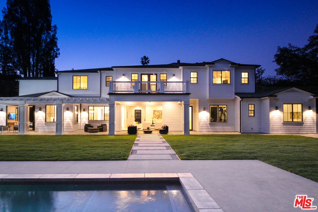 17310 Rancho Street Encino, CA 91316 - Photo 49 of 49 Gallery Image 49