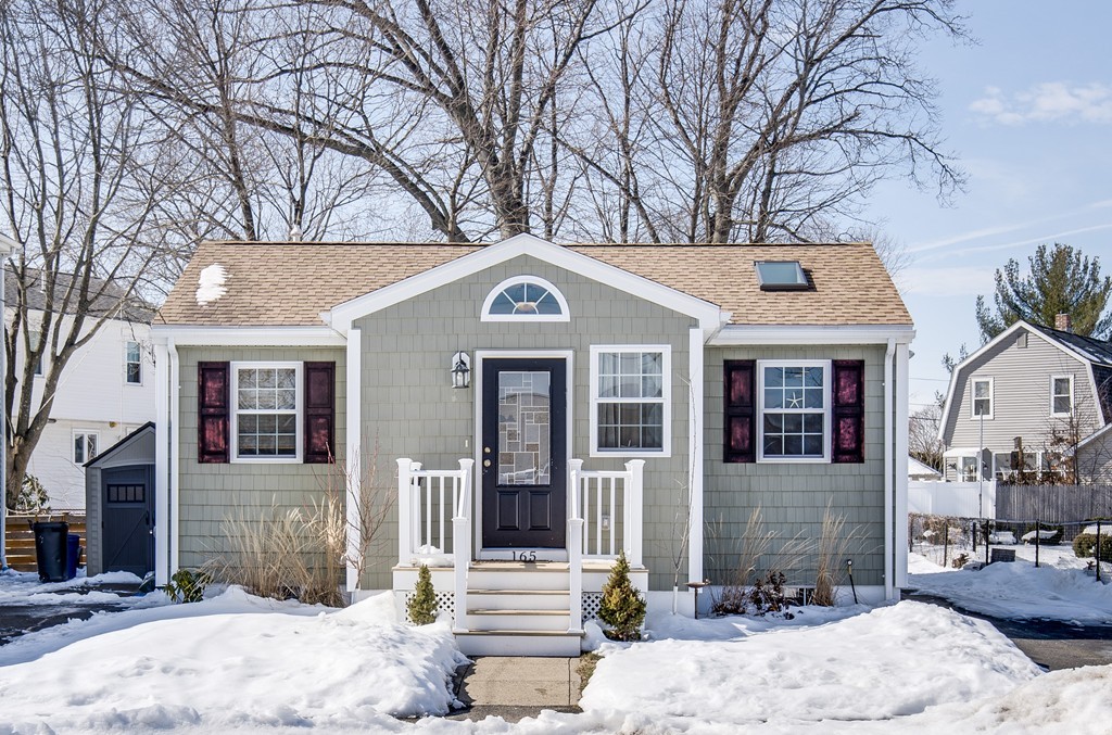 165 Albatross Road Quincy, MA 02169 - Photo 1 of 16 Gallery Image 1
