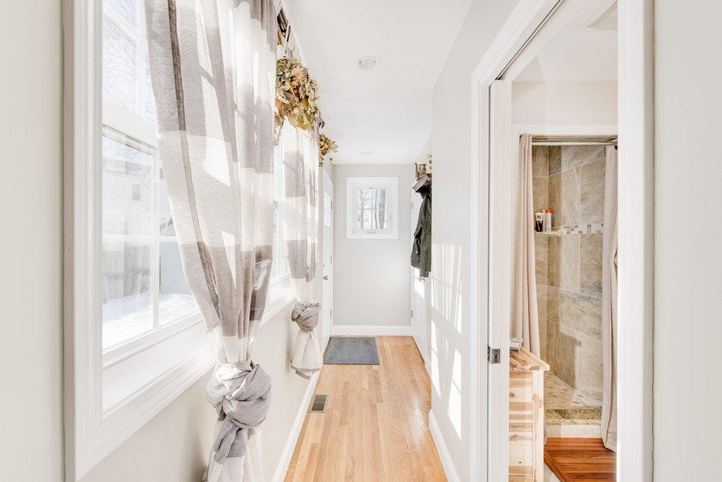 165 Albatross Road Quincy, MA 02169 - Photo 11 of 16 Gallery Image 11
