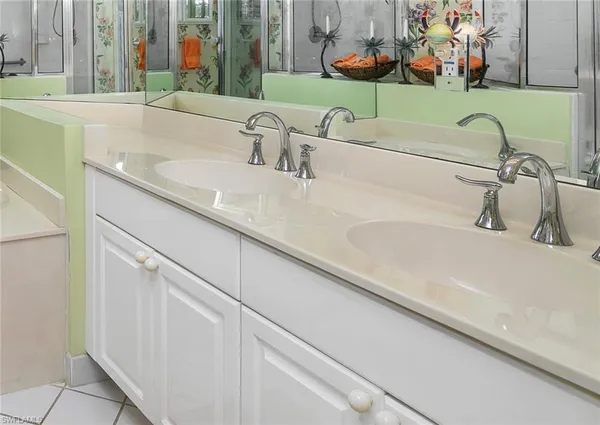 $9,500 | 1000 L Lambiance Circle, Unit 201, Naples, FL 34108