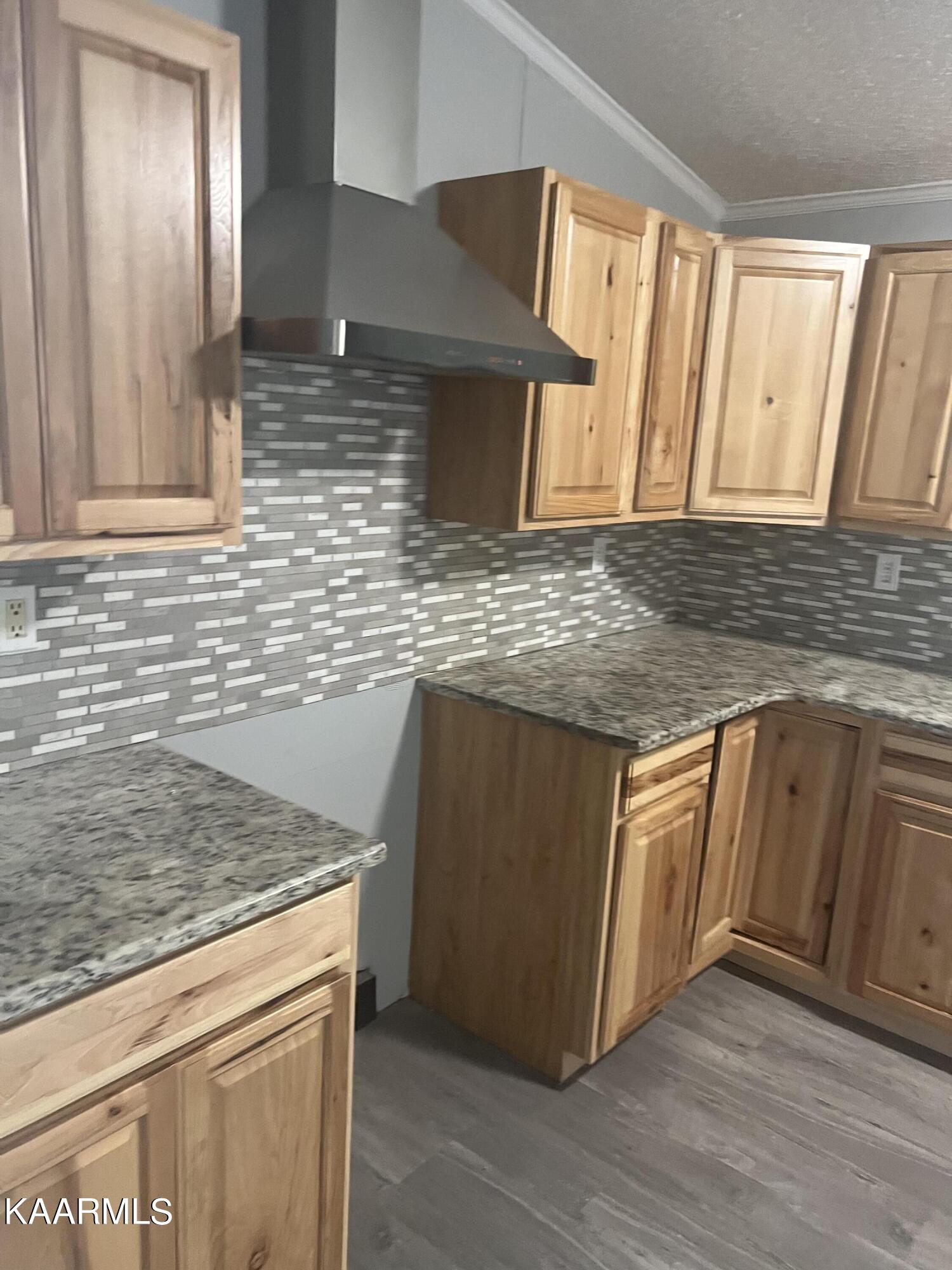 2876 Dutch Valley Road Clinton, TN 37716 - Photo 9 of 19 E7AB9FE4-BE87-4765-A378-DD69AF28ADC1