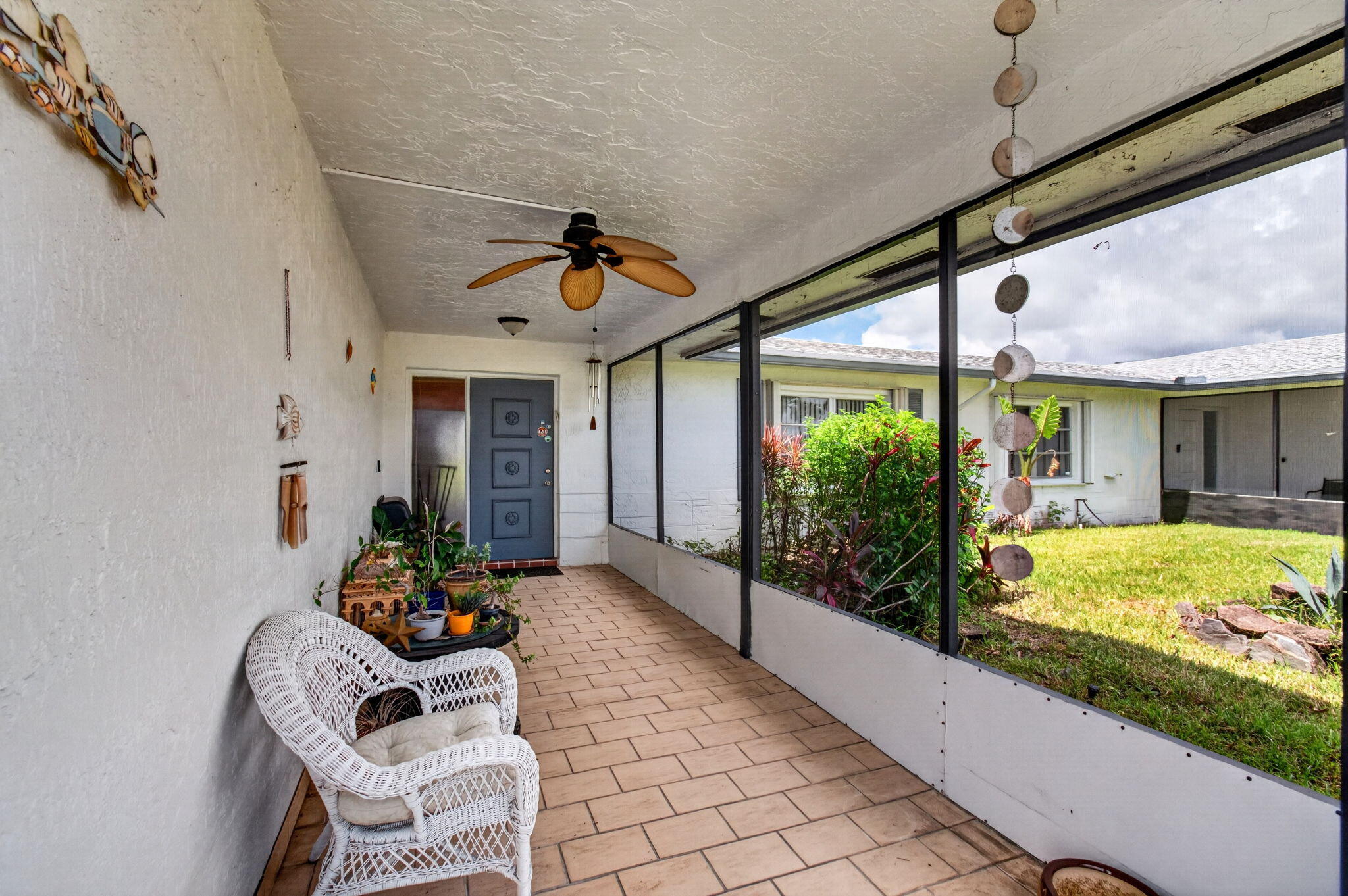 6038 Lasalle Road Delray Beach, FL 33484 - Photo 6 of 84 Screen-In Front Porch