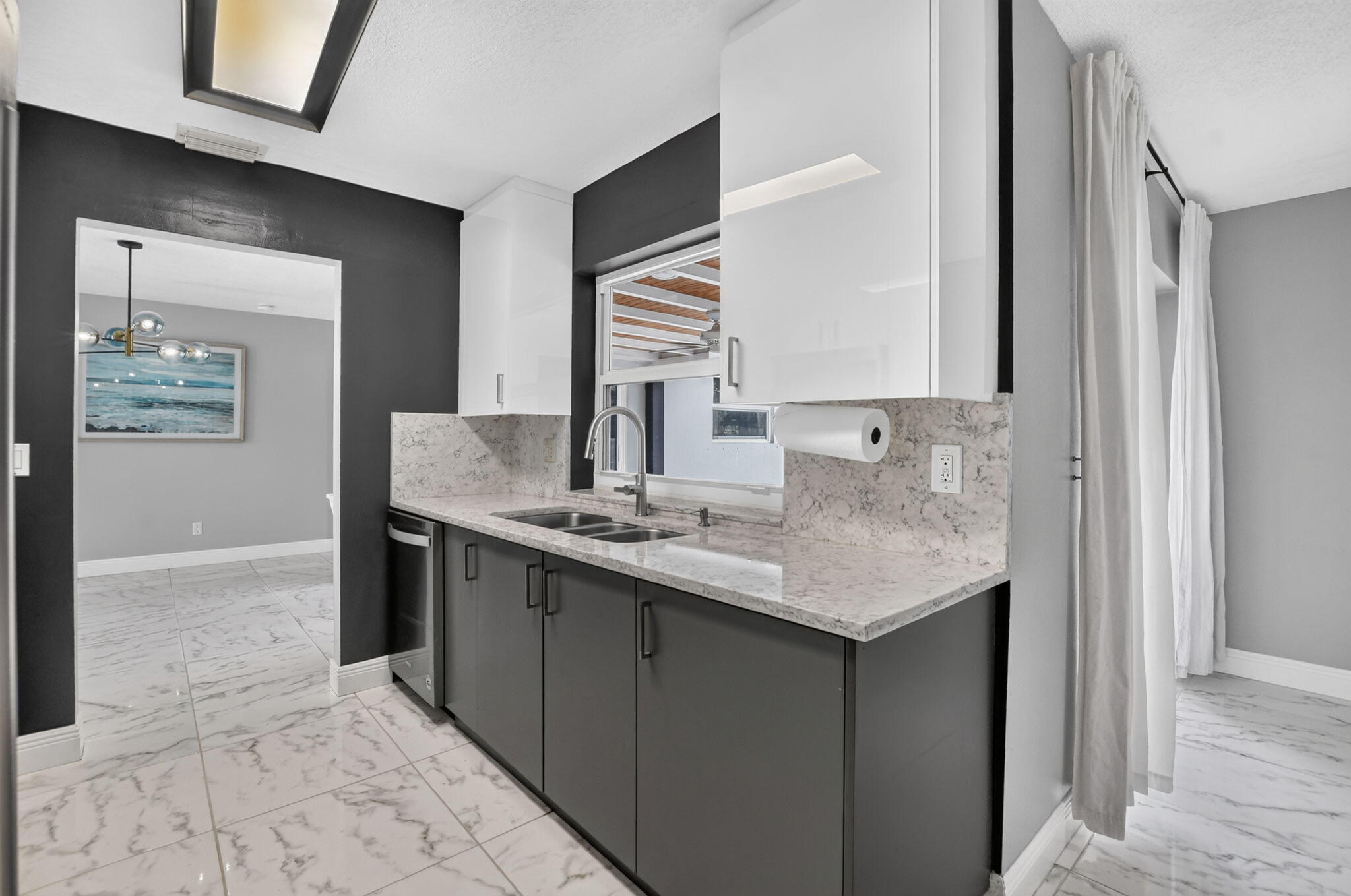 214 Northeast 25th Street Boca Raton, FL 33431 - Photo 12 of 33 Kitchen