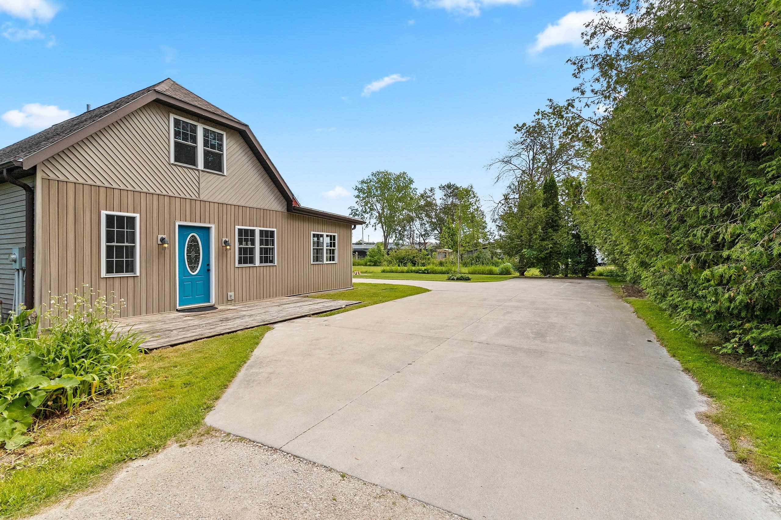 1411 School Street Two Rivers, WI 54241 - Photo 31 of 46