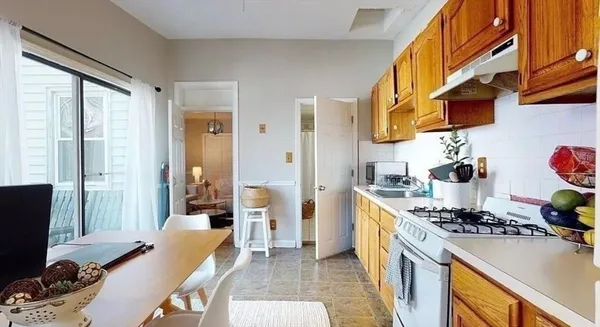 $2,600 | 93 Baxter Street, Unit 1, Boston, MA 02127