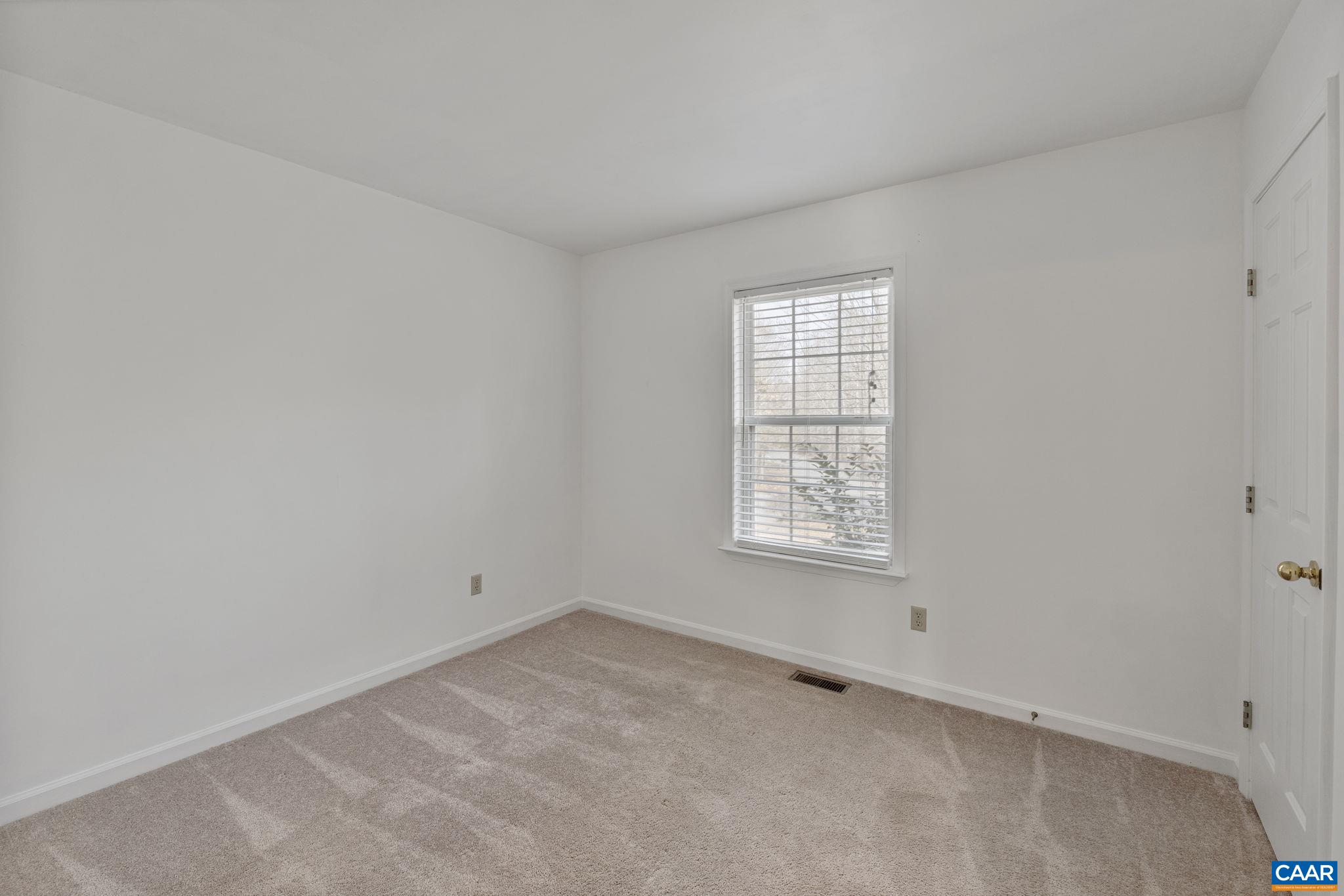 7 Riverside Drive Palmyra, VA 22963 - Photo 19 of 26 an empty room with a window