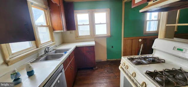 $104,500 | 321 Chestnut Street, Mount Holly Springs, PA 17065