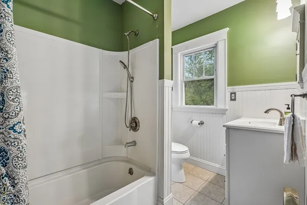 $589,000 | 1 Baltusrol Place, Summit, NJ 07901