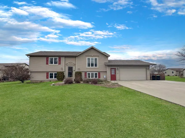 $270,000 | 2012 24th Avenue, Menominee, MI 49858