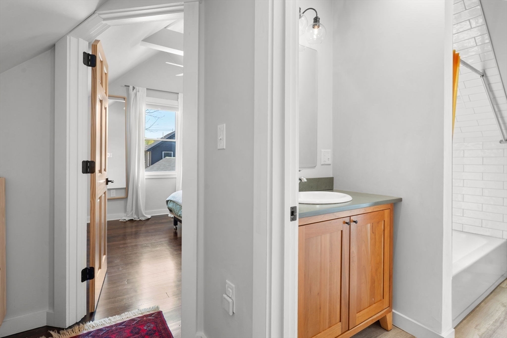 39 Topsfield Road Ipswich, MA 01938 - Photo 24 of 40
