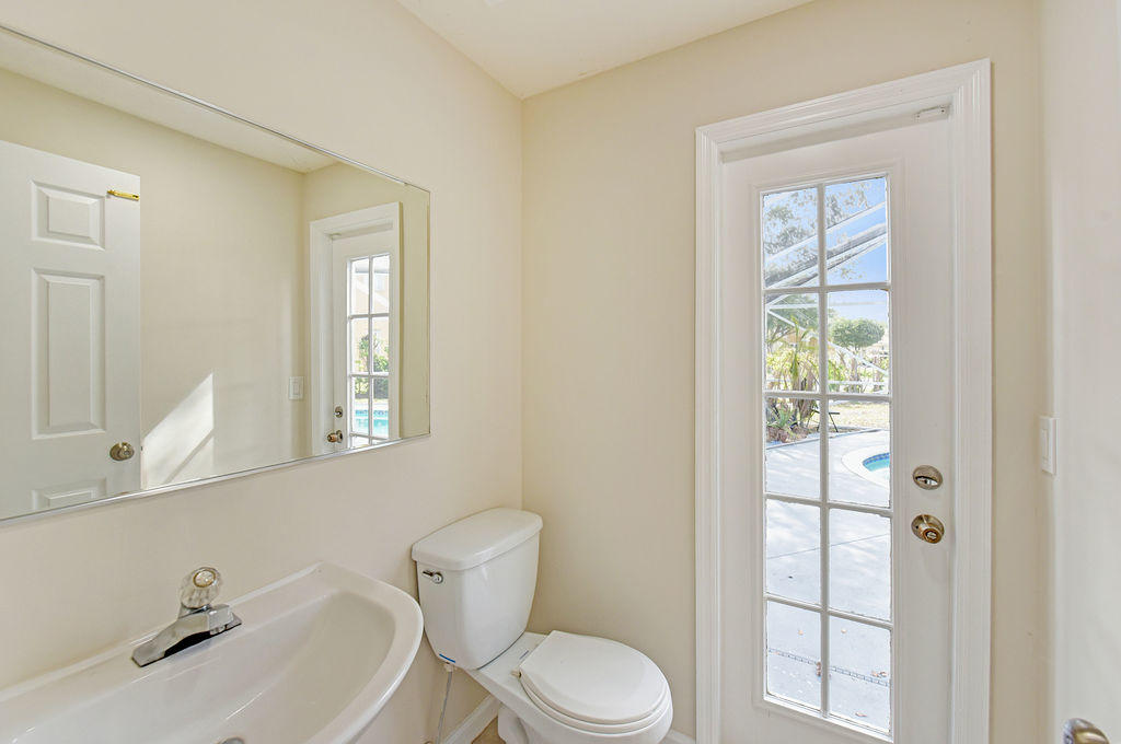 5747 La Gorce Circle Lake Worth, FL 33463 - Photo 16 of 55 ADC_7155