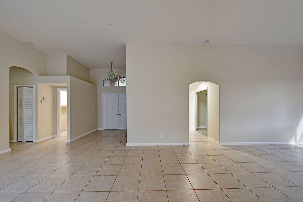 5747 La Gorce Circle Lake Worth, FL 33463 - Photo 19 of 55 ADC_7173