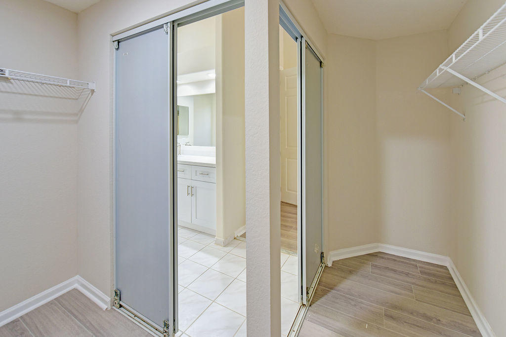 5747 La Gorce Circle Lake Worth, FL 33463 - Photo 29 of 55 ADC_7228