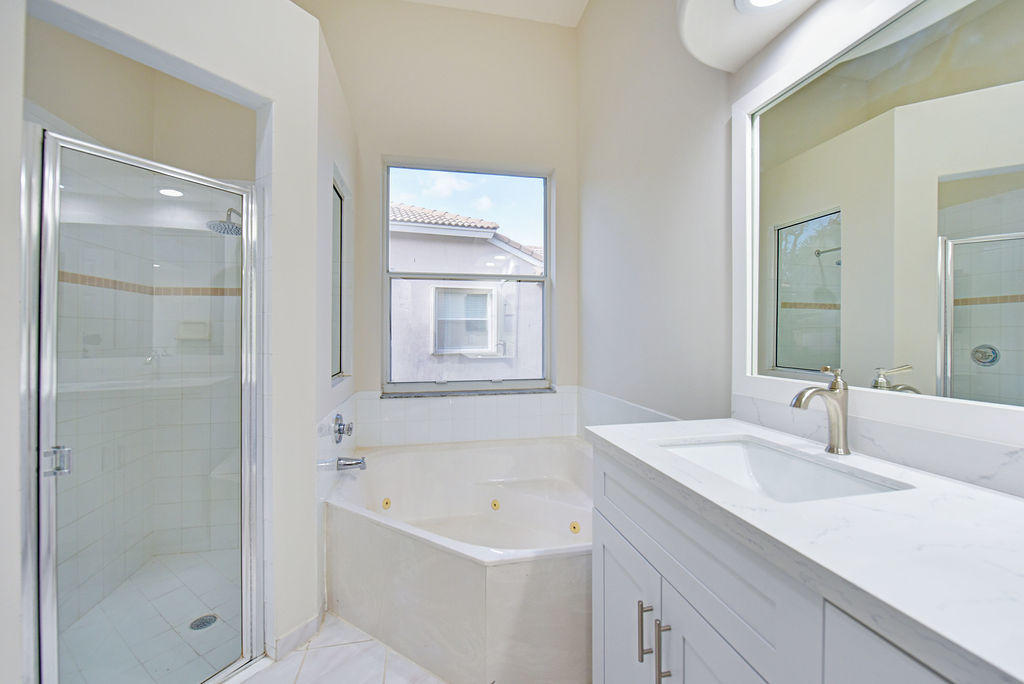 5747 La Gorce Circle Lake Worth, FL 33463 - Photo 31 of 55 ADC_7238