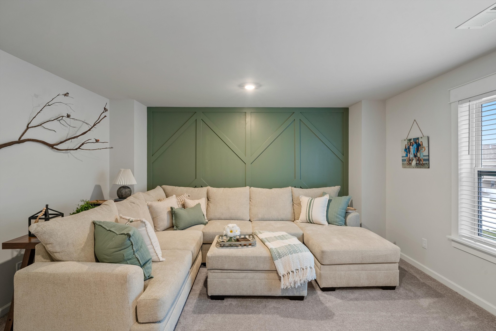 562 Torrey Pines Lane Lebanon, TN 37087 - Photo 23 of 38 a bedroom with a couch and window