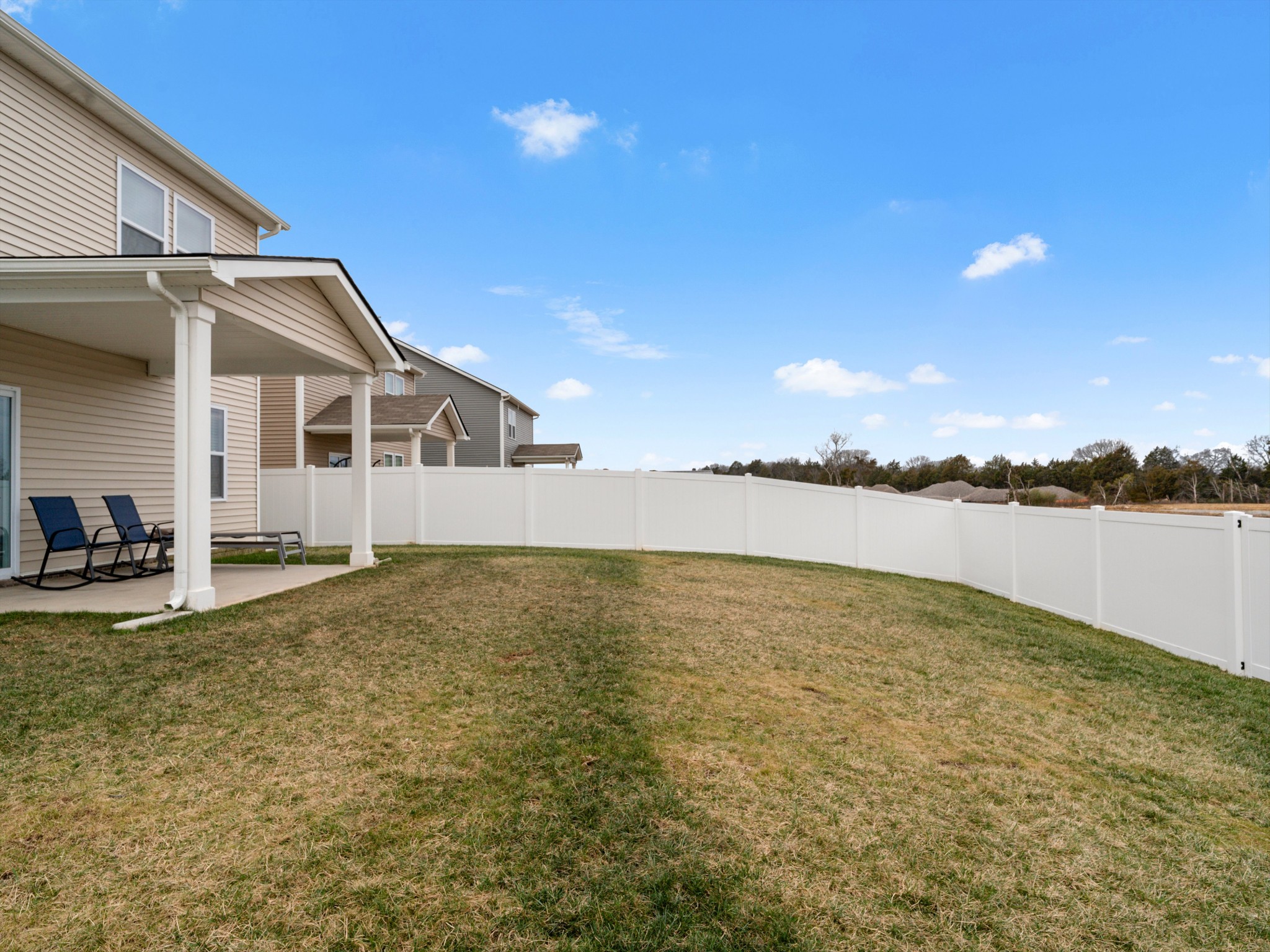 562 Torrey Pines Lane Lebanon, TN 37087 - Photo 34 of 38 a view of a ocean with a house in the background