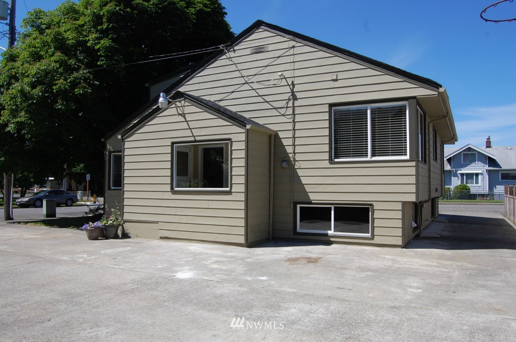 803 North 4th Street Renton, WA 98057 - Photo 15 of 15