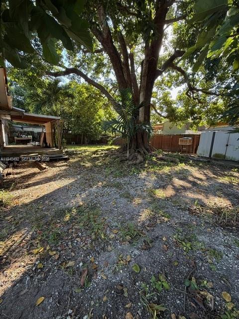655 Southwest 6th Terrace Florida City, FL 33034 - Photo 5 of 15 a view of backyard with trees