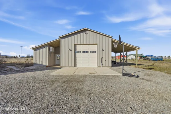 $960,000 | 2238 East Blaine Street, Athol, ID 83801