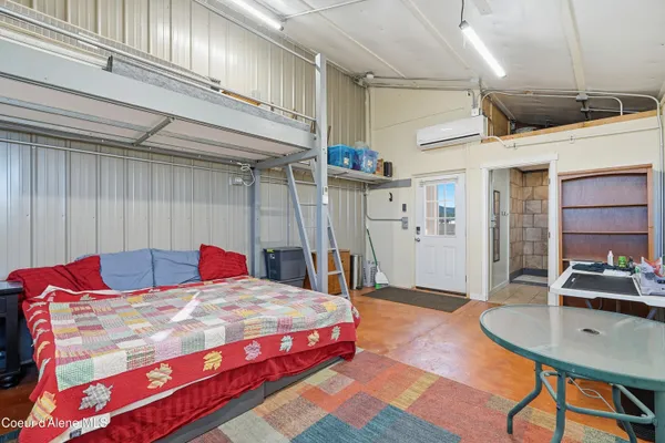 $960,000 | 2238 East Blaine Street, Athol, ID 83801