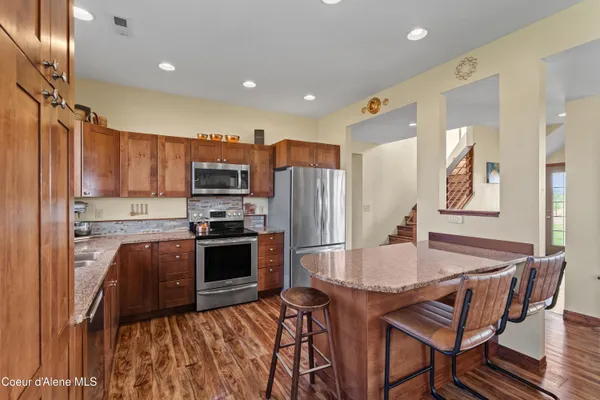 $960,000 | 2238 East Blaine Street, Athol, ID 83801