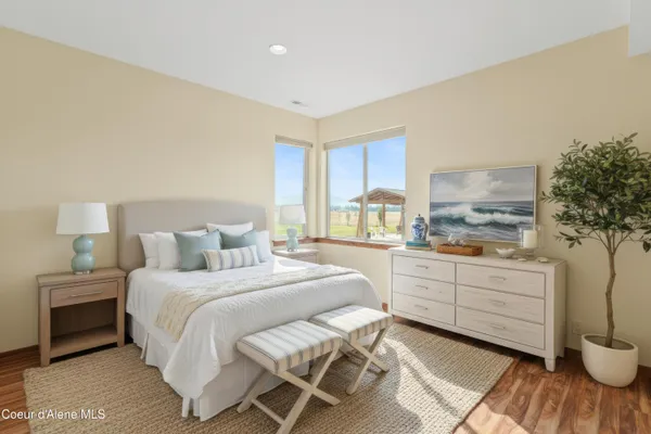 $960,000 | 2238 East Blaine Street, Athol, ID 83801