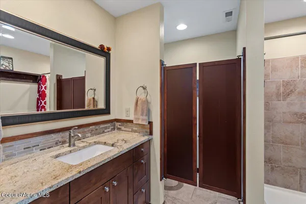 $960,000 | 2238 East Blaine Street, Athol, ID 83801