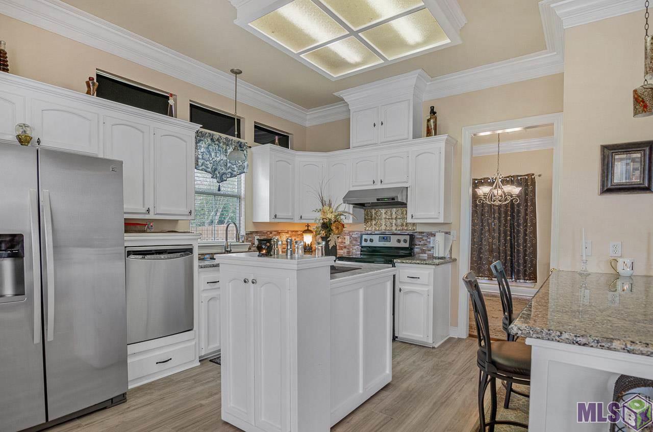 15706 Fawn Ridge Avenue Baton Rouge, LA 70817 - Photo 7 of 32 Gallery Image 7