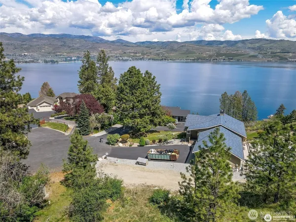$340,000 | 4057 Lakeview Place, Chelan, WA 98816