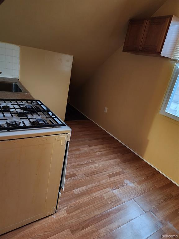 12020 Charest Street, Unit 2 Hamtramck, MI 48212 - Photo 20 of 21