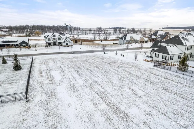 $140,000 | 7432 Clubhouse Drive, Yorkville, IL 60560