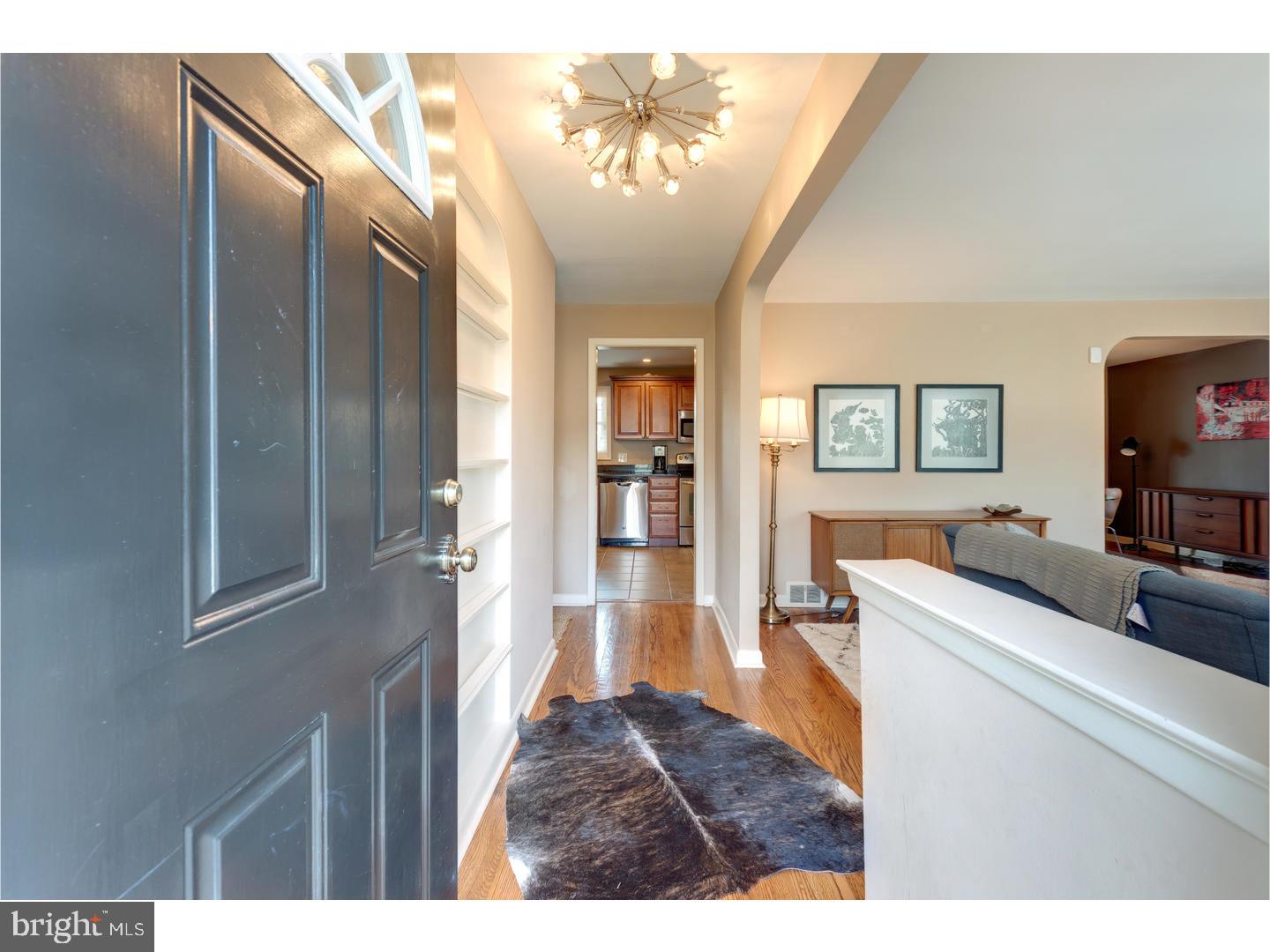 1194 Thomas Road Wayne, PA 19087 - Photo 2 of 25