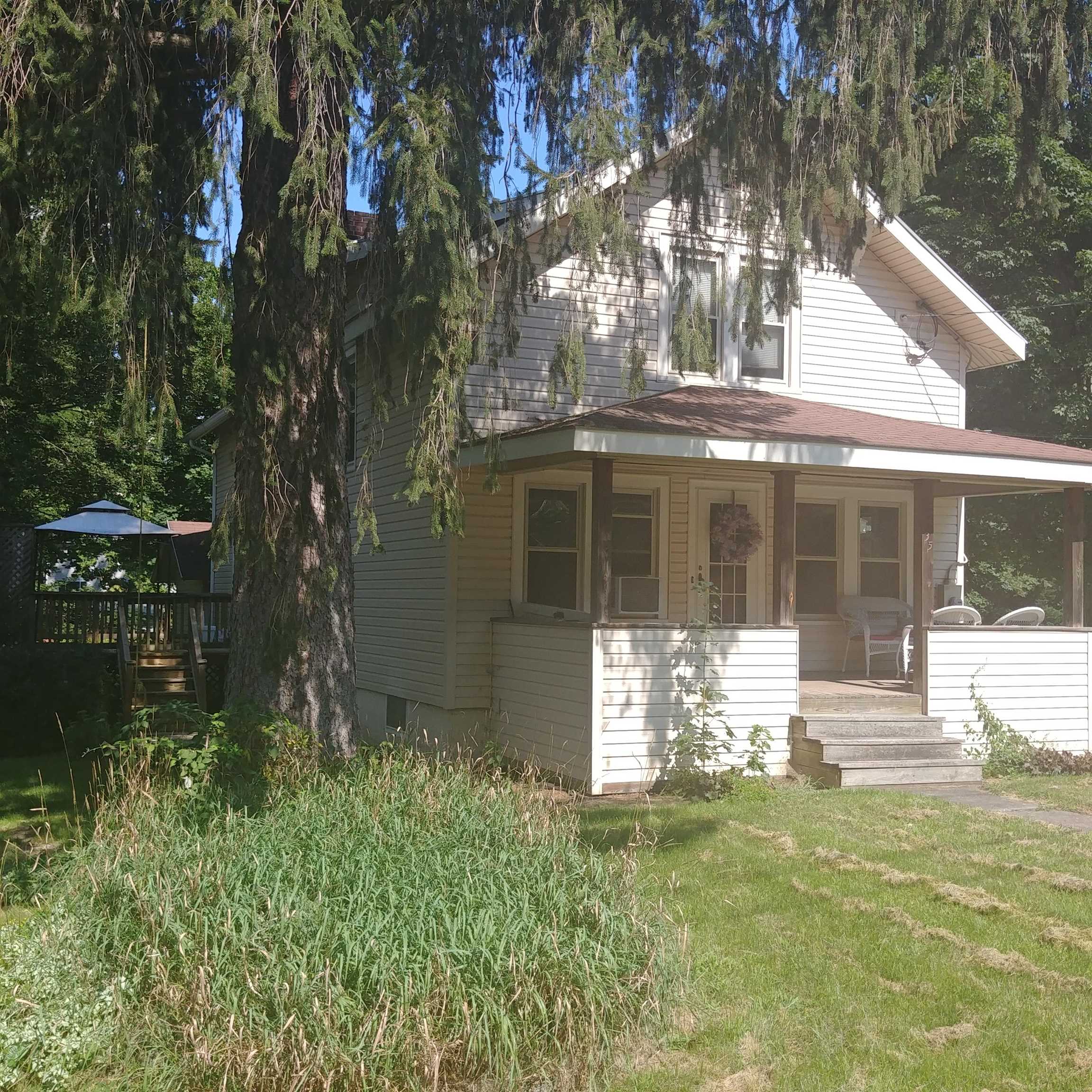 35 Pageant Street Bennington, VT 05201 - Photo 1 of 28 Gallery Image 1