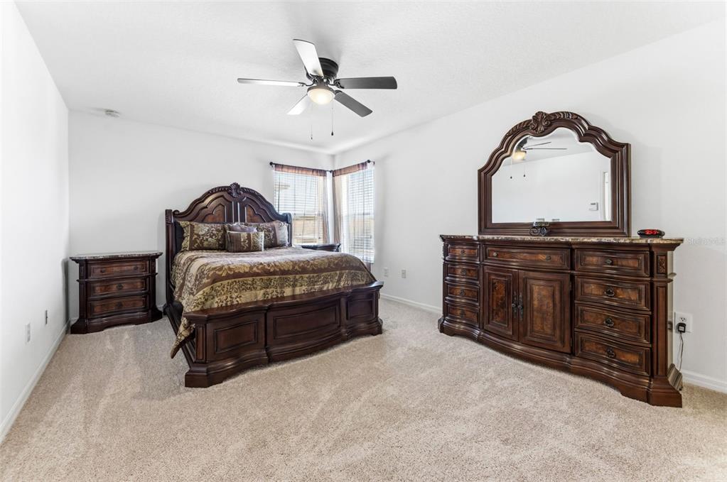 10257 Newminster Loop Ruskin, FL 33573 - Photo 21 of 52