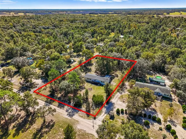 view of an outdoor space with seating area
