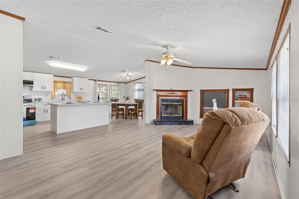 8430 Northeast 111th Street Bronson, FL 32621 - Photo 6 of 39