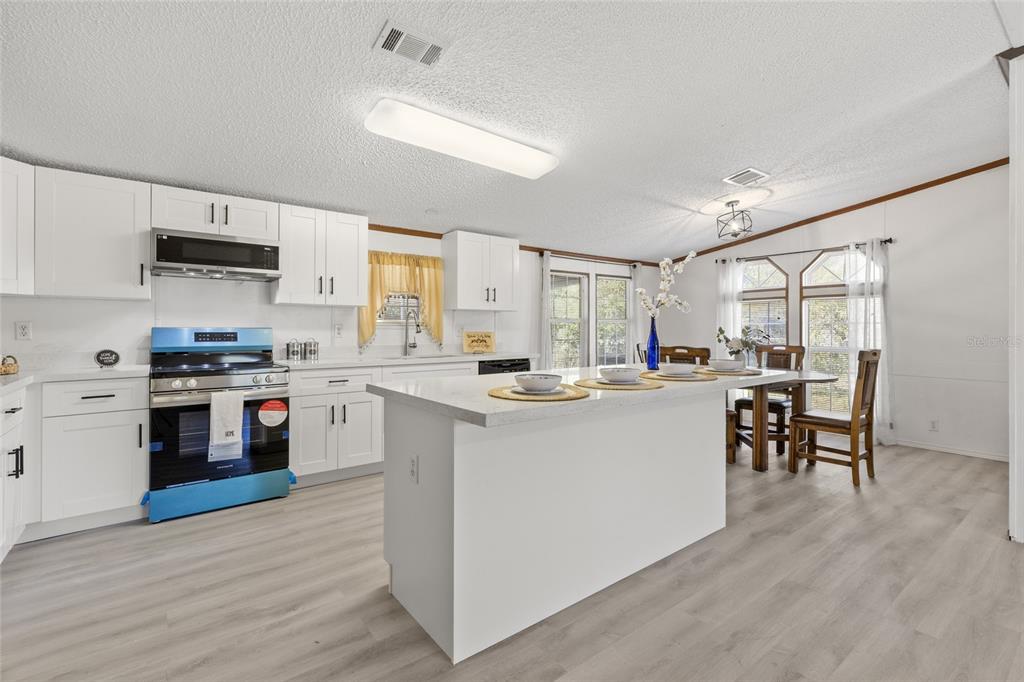 8430 Northeast 111th Street Bronson, FL 32621 - Photo 8 of 39