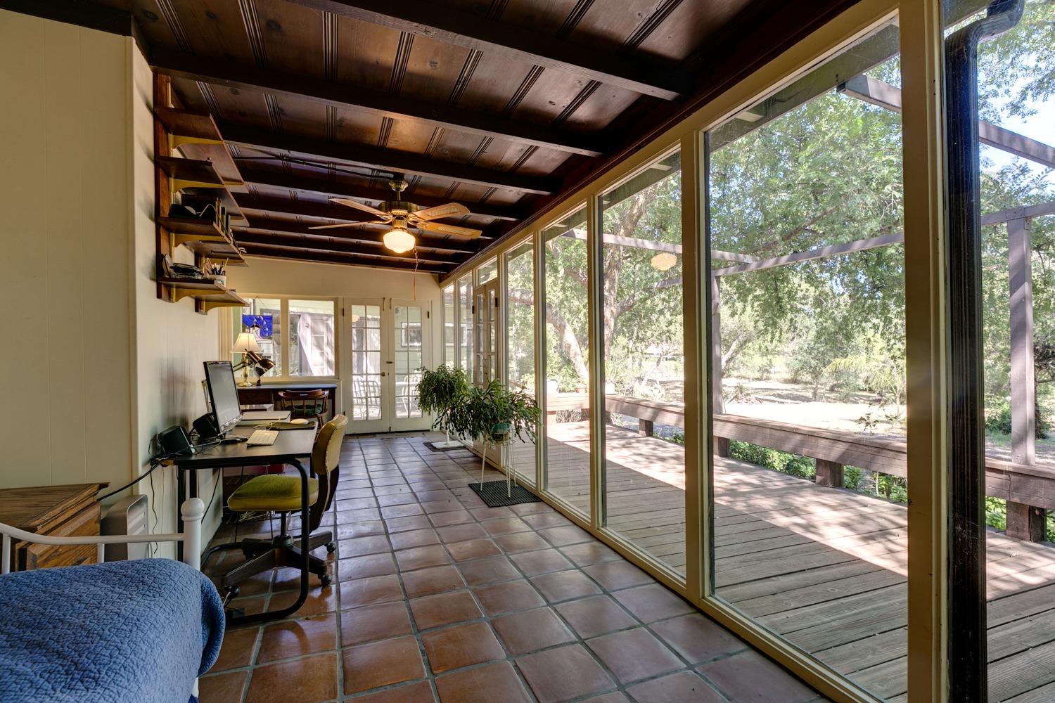 925 Cuyama Road Ojai, CA 93023 - Photo 12 of 41 Gallery Image 12