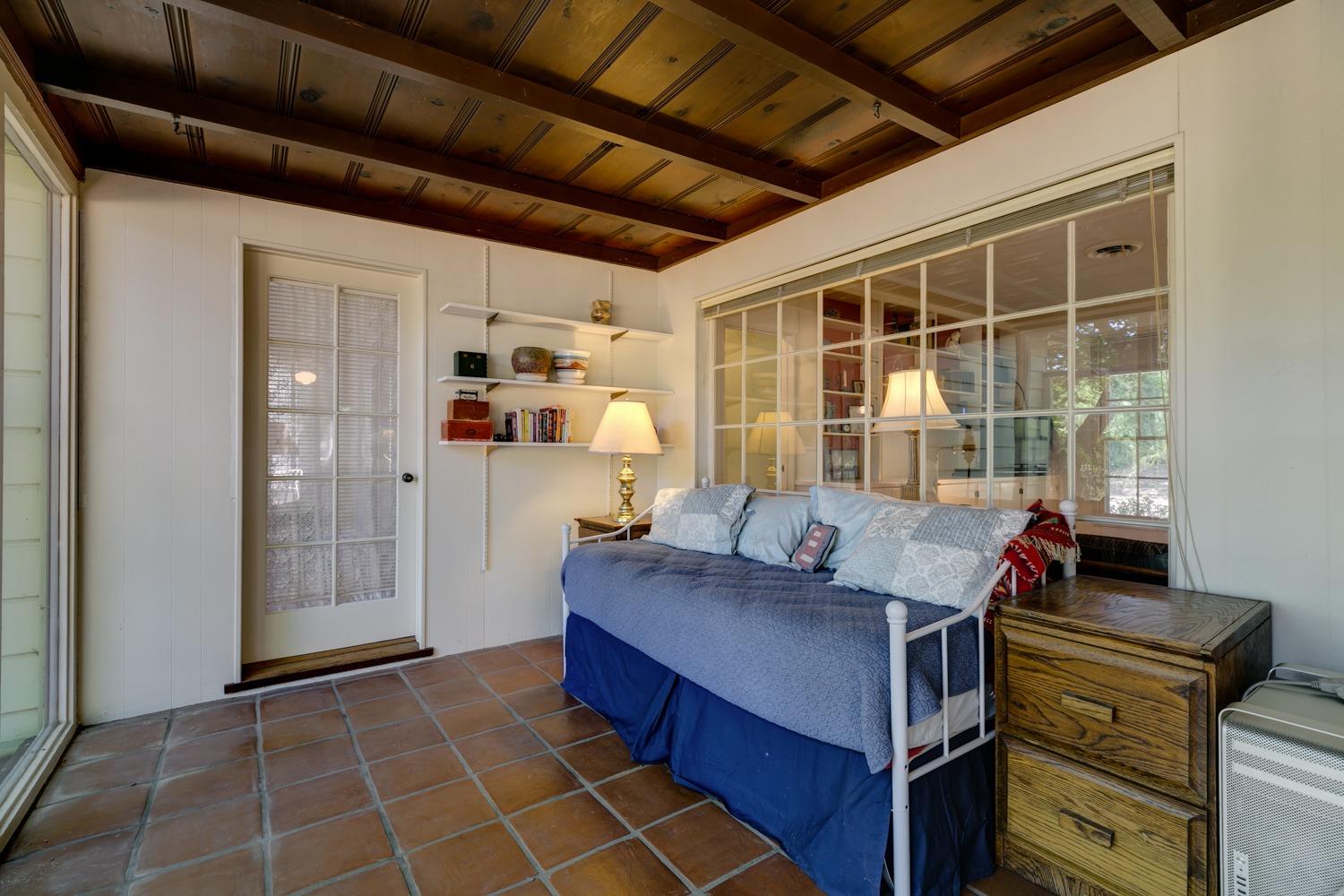 925 Cuyama Road Ojai, CA 93023 - Photo 13 of 41 Gallery Image 13