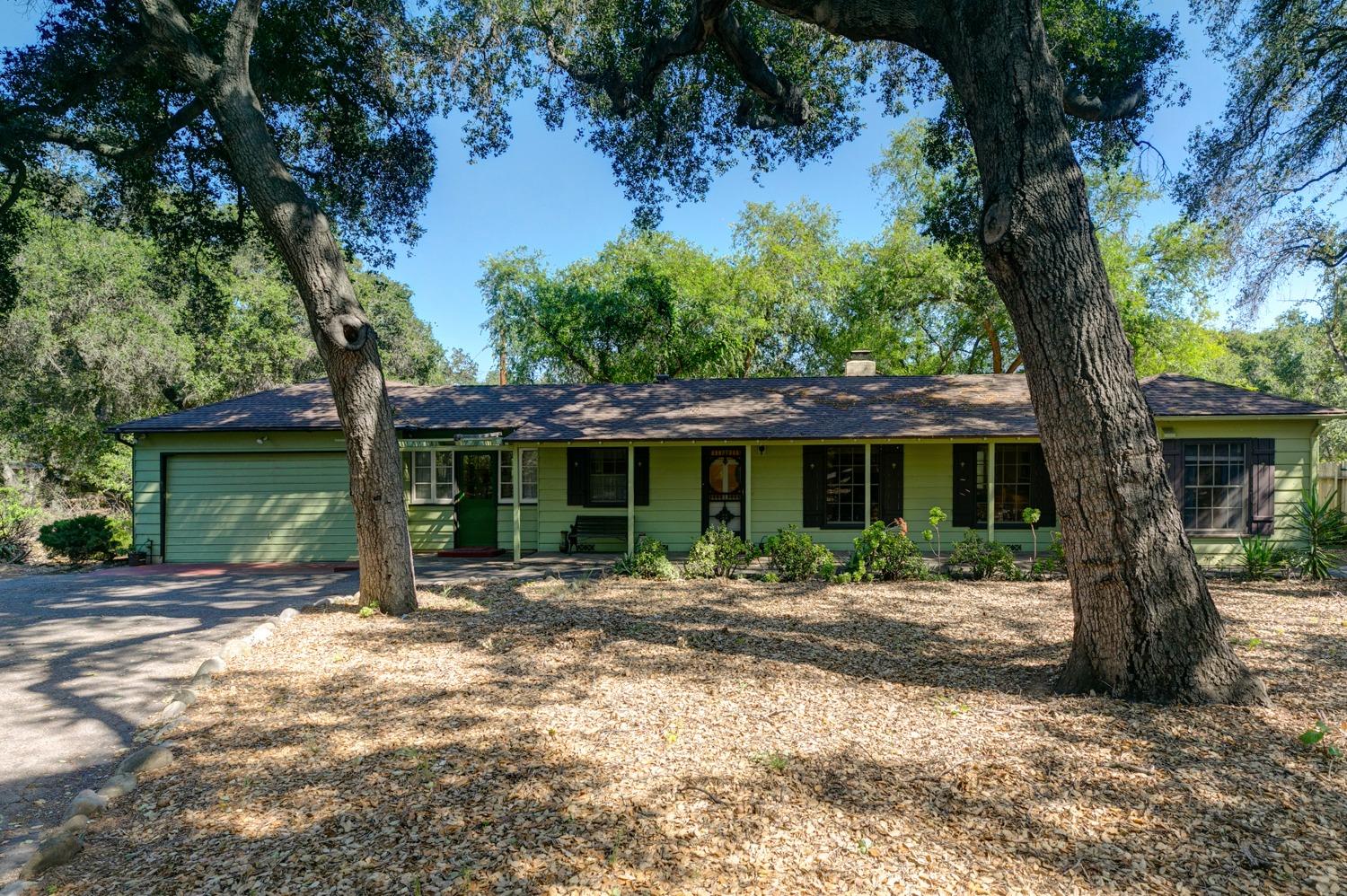 925 Cuyama Road Ojai, CA 93023 - Photo 2 of 41 Gallery Image 2