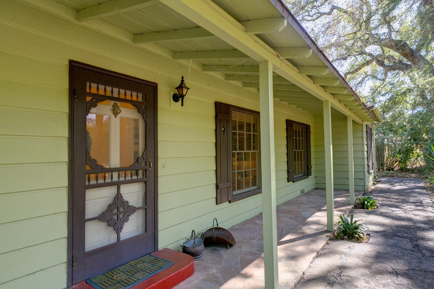 925 Cuyama Road Ojai, CA 93023 - Photo 4 of 41 Gallery Image 4