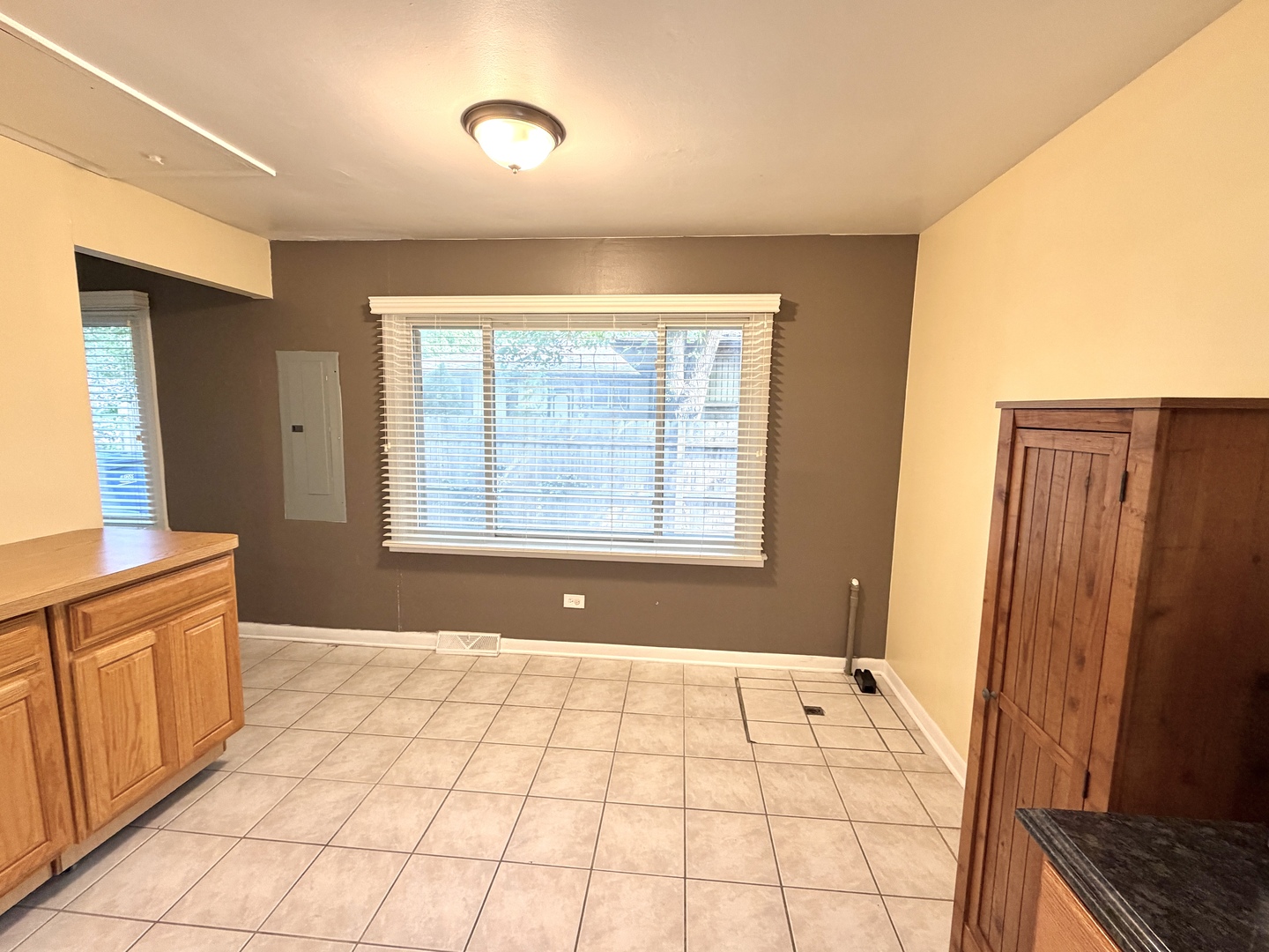 33517 North Greentree Road Grayslake, IL 60030 - Photo 9 of 15