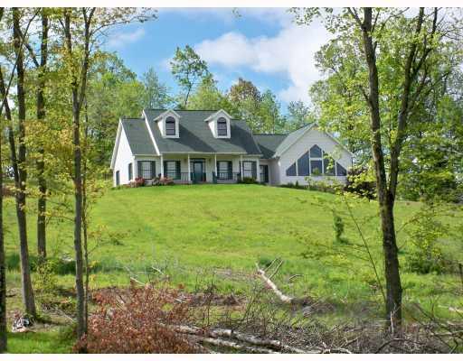 136 Hixon Road Eighty Four, PA 15330 - Photo 1 of 18 Exterior Front.