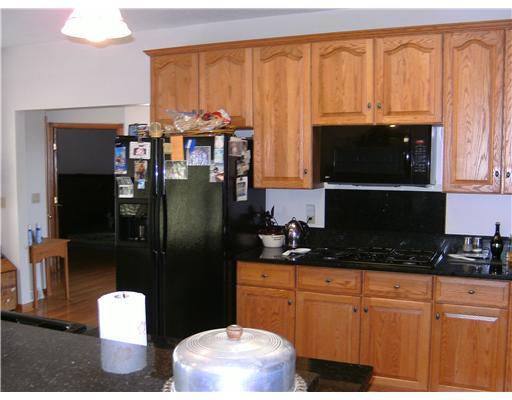 136 Hixon Road Eighty Four, PA 15330 - Photo 4 of 18 Kitchen.