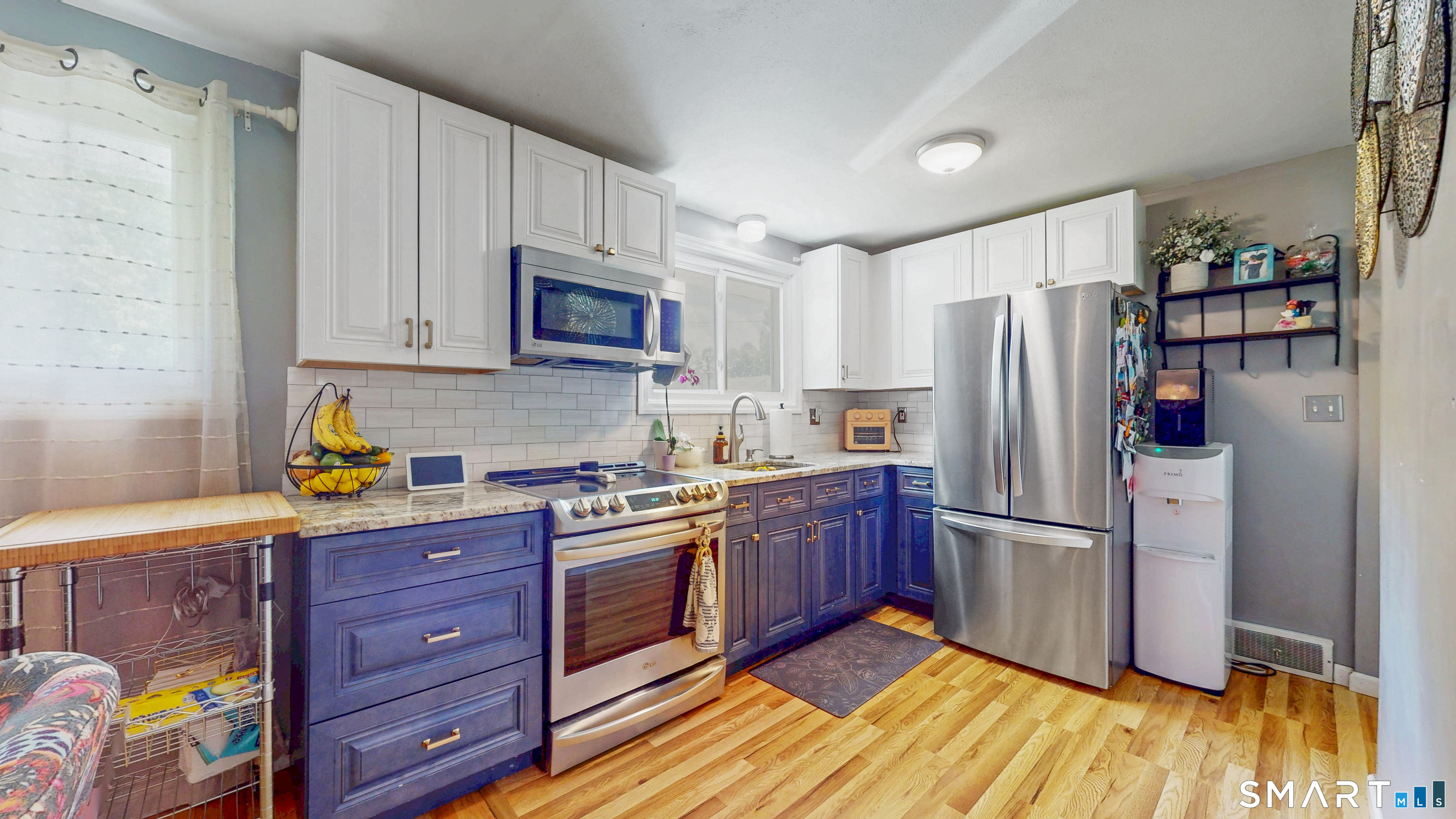47 Hayes Road Simsbury, CT 06081 - Photo 11 of 31